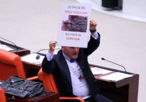 MECLİSTE TİŞÖRTLÜ EYLEM!